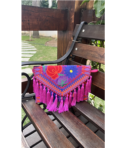 CLUTCH FLORENA LILAS COM FRANJAS
