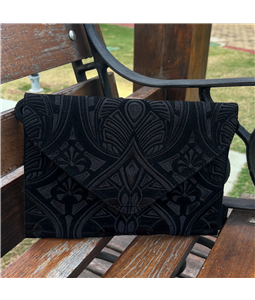 CLUTCH LAMAE PRETA/PRETA